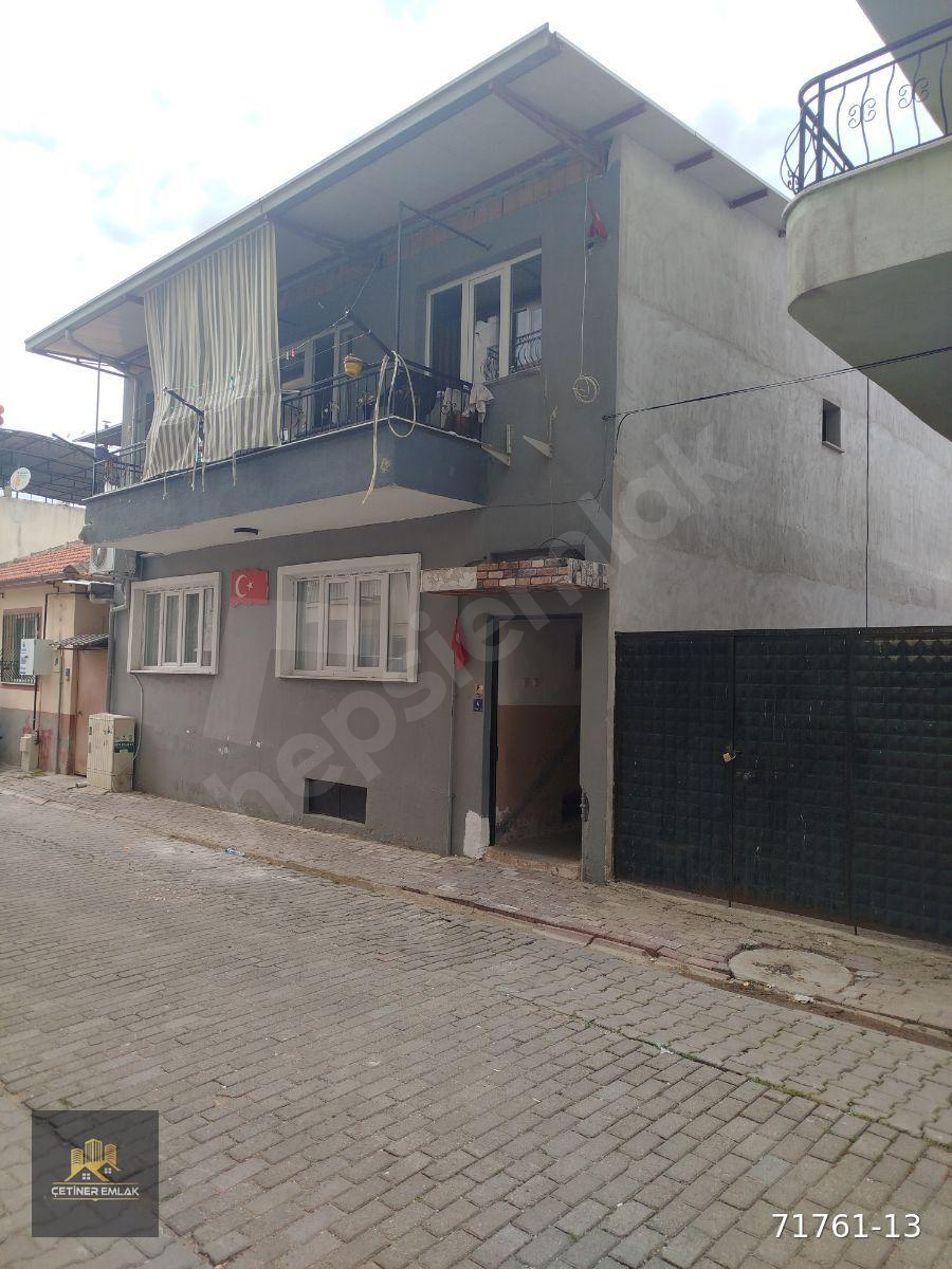 İNCİRLİOVA KURTULUŞ MAHALLESİNDE SATILIK İKİ KATLI MÜSTAKİL BİNA