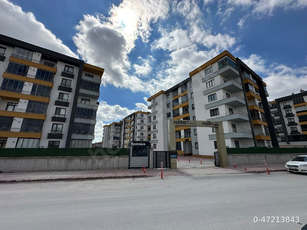 SAHİBİNDEN DEĞER KAZANANLOKASYONDA SIFIR VE GENİŞ 3+1 DAİRE