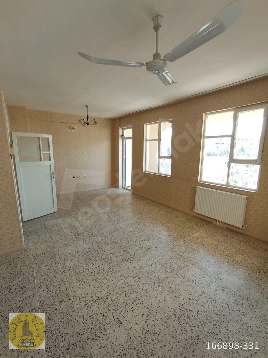 LİSE VE İLKOKULA YAKIN OKULUNA YAKIN 2+1 ARAKAT KOMBİLİ DAİRE