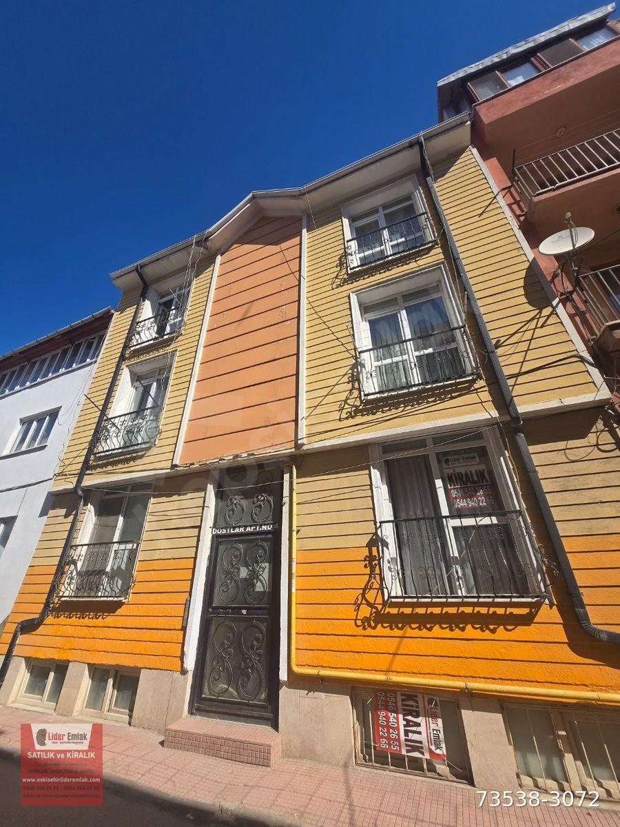 ESKİŞEHİR BATIKENT MAHALLESİNDE KİRALIK 1+1 EŞYALI DAİRE