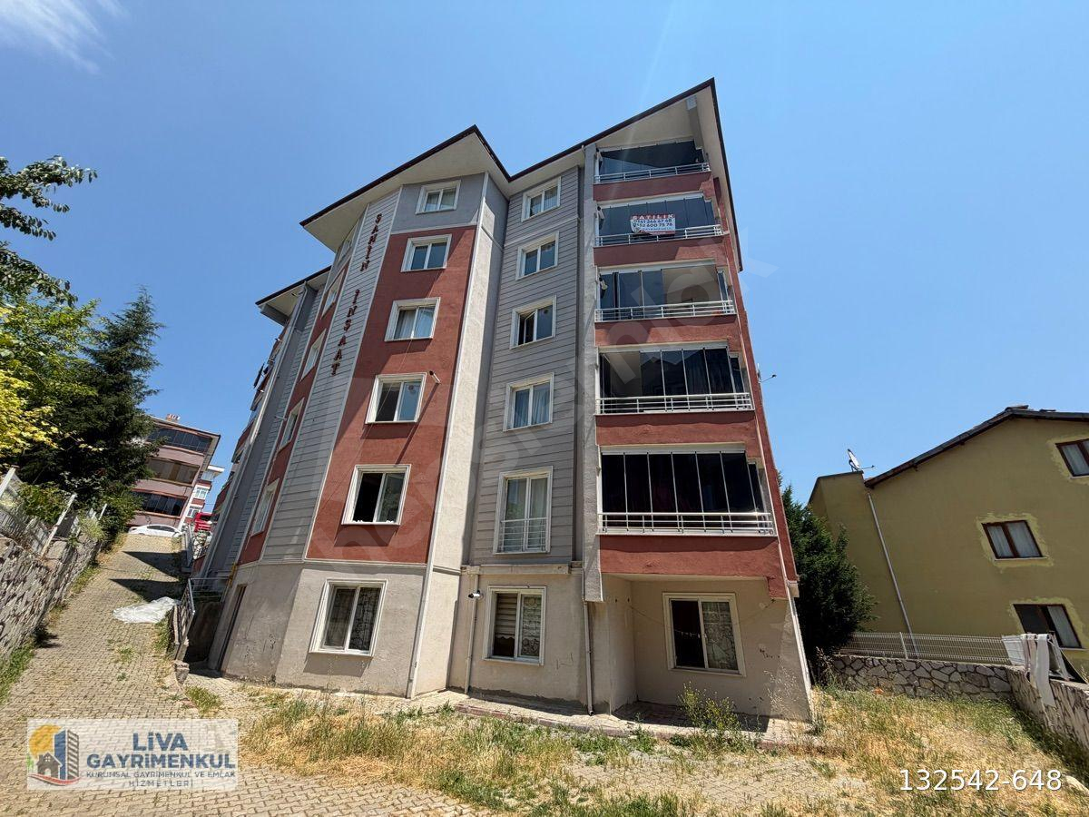 SAFRANBOLU ESENTEPE MAHALLESİNDE GÜNEY CEPHE ARA KAT 3+1 DAİRE SATILIKTIR