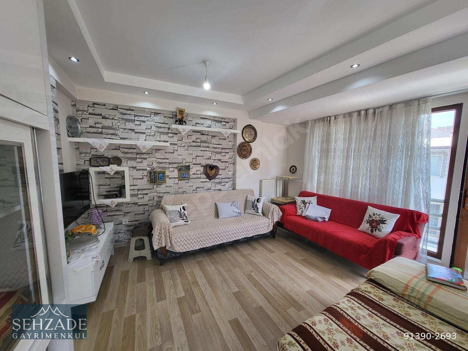 ŞEHZADE'DEN SIRAKAPILAR'DA 2+1,ARAKAT SATILIK DAİRE
