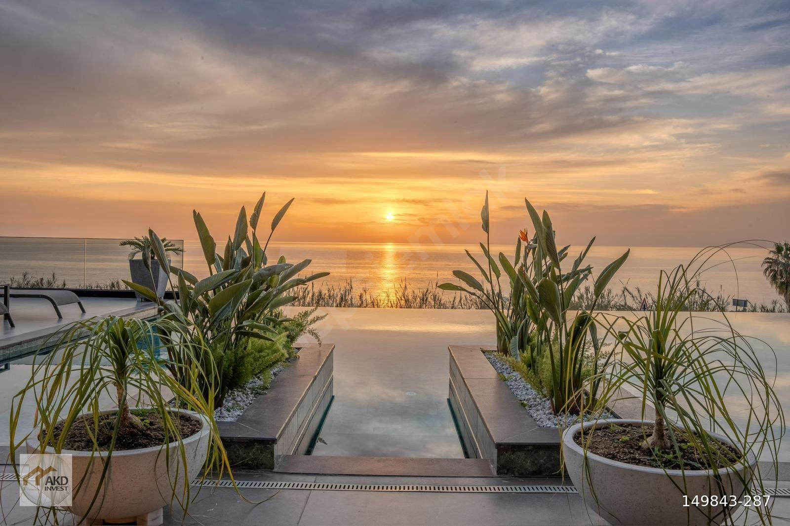 ALANYA KARGICAK'TA LÜKS DİZAYNLI DENİZE SIFIR SATILIK 2+1 DAİRE
