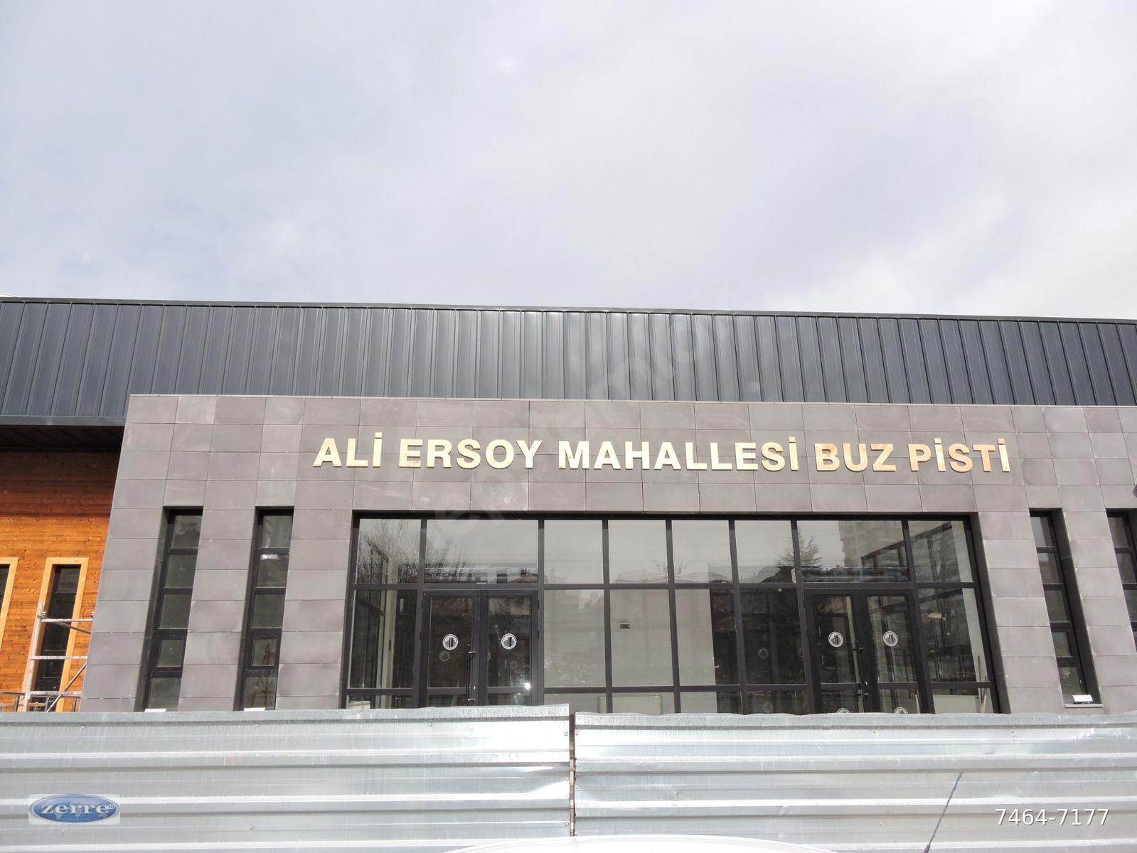 ANKARA MERKEZDE TEMİZ TAPULU SİTE İÇERİSİNDE YÜZME HAVUZLARI BUZ PİSTİ YAKINI ÇİFT ASANSÖRLÜ