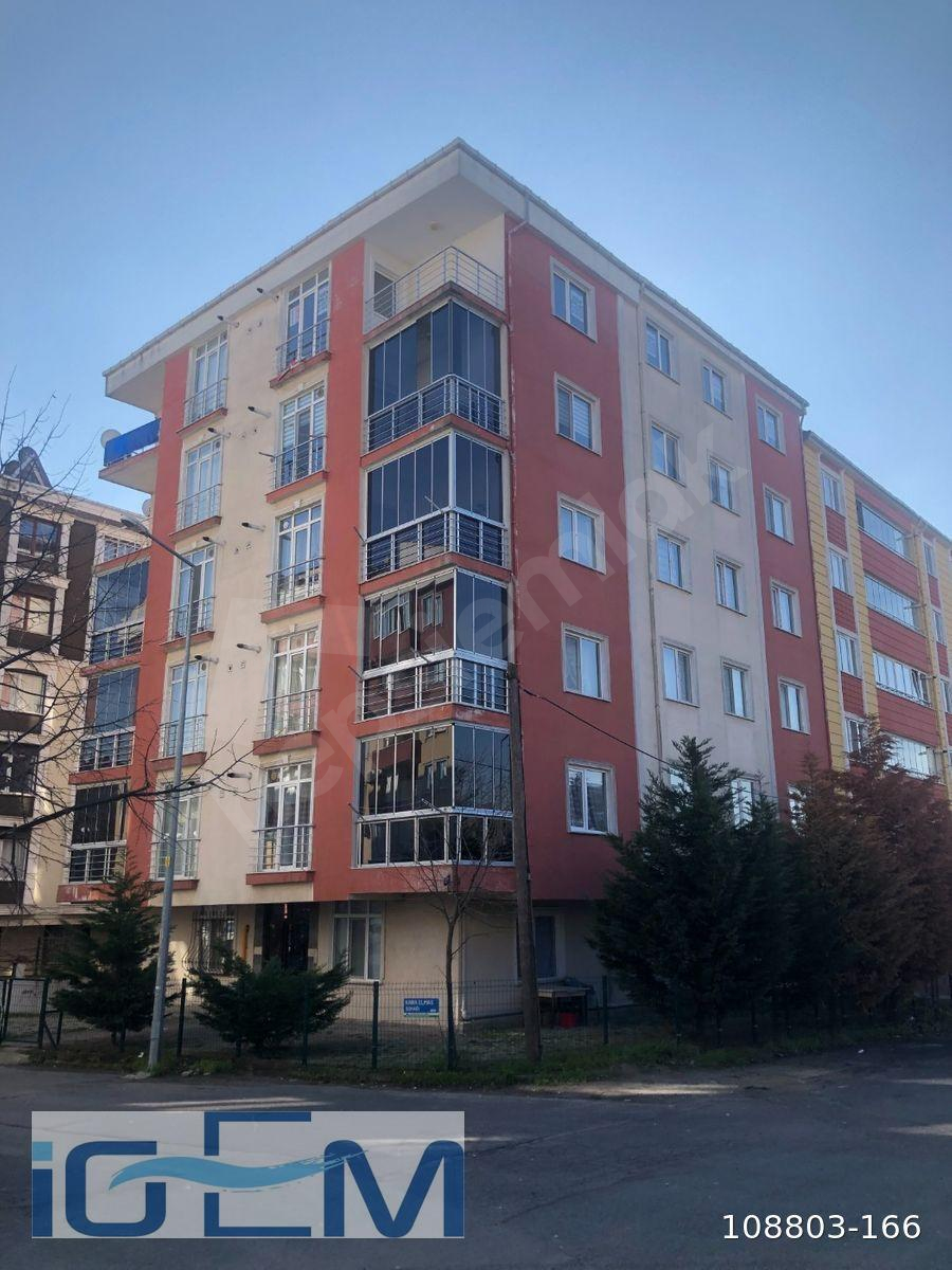 ÇORLU ALİPAŞADA TENİS KAFE ÜST KISMINDA GENÇ BİNADA SIFIR AYARINDA SATILIK 3+1 DAİRE