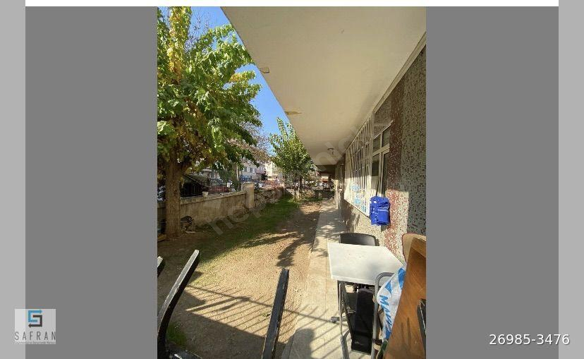 SAFRAN DAN 💥ACİL!!!!! BOŞ ÇANKAYA SEYRAN CADDESİNDE 1+1 KOMBİLİ GENİŞ DAİRE ALTINDA KAT VAR