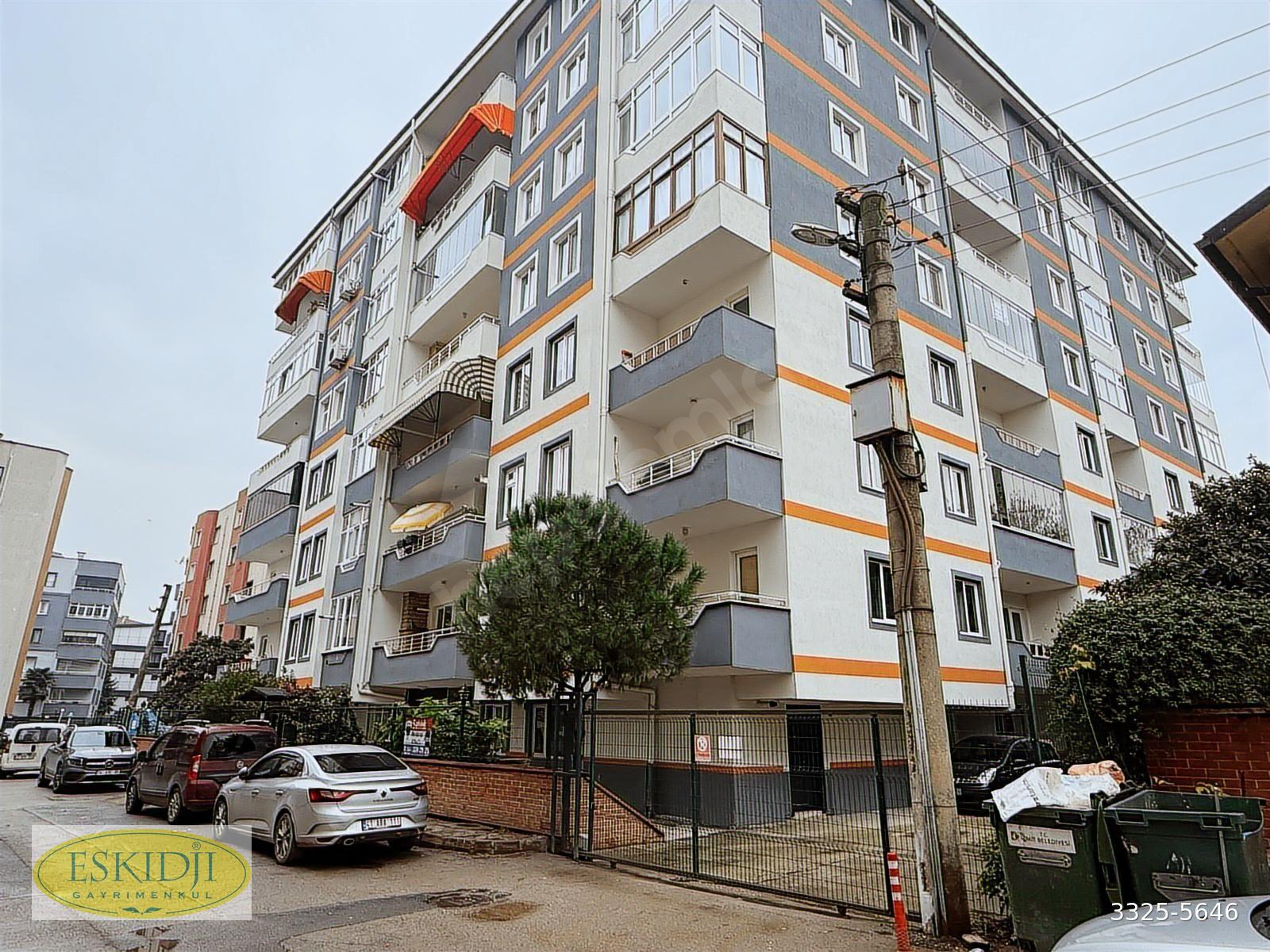 ESKİDJİden PLAJYOLUNDA ASANSÖRLÜ OTOPARKLI ARA KAT FIRSAT DAİRE
