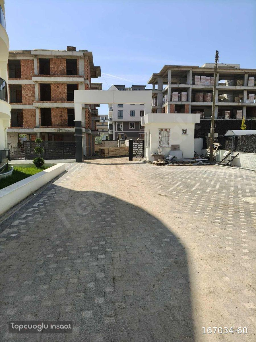 BAŞİSKELE MAMİK REFORM SİTESİ 2+1 SATILIK DAİRE