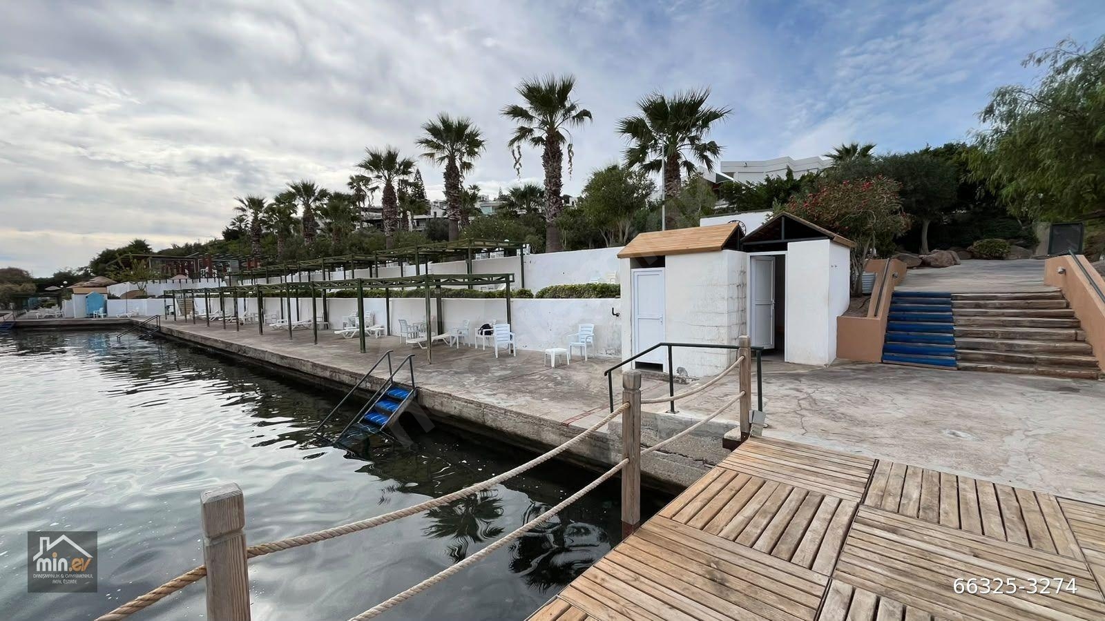 BODRUM BANKEV DE DENİZ MANZARALI SATILIK TERASLI DUBLEKS DAİRE