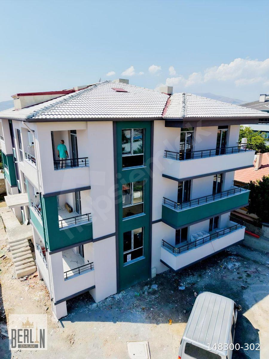 BERLİN EMLAK'TAN GÖLCÜK MAHALLESİNDE SATILIK 3+1 DAİRELER