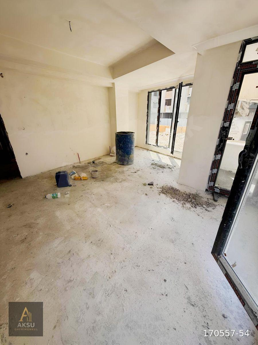 ARAÇ TAKASINA UYGUN METROBÜSÜN DİBİNDE MANZARALI 2+1 80 m2 DAİRE