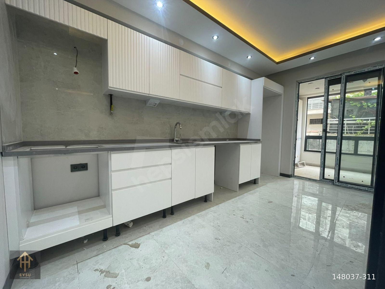 ÇAMLICA MAH. GÜNDÜZÖKÇÜN BLV. YAKINI 2+1 ARKA CEPHE DAİRE