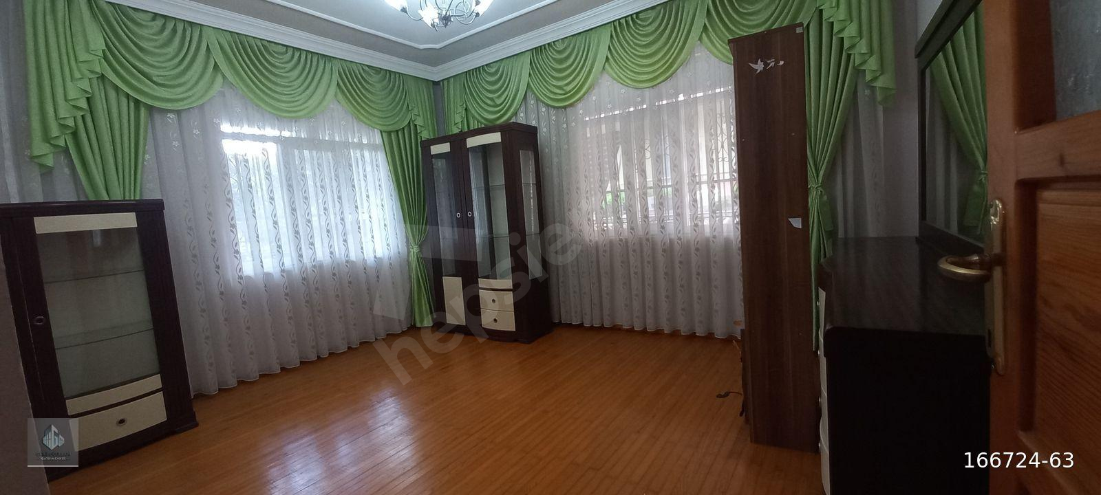 GARİPOĞULLARI'NDAN BEÇİNDE 3+1