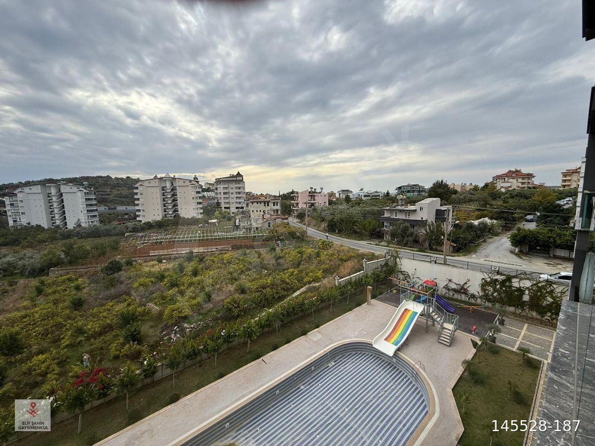 Alanya avsallar mahallesi satılık 1 + 1 daire eşyalı