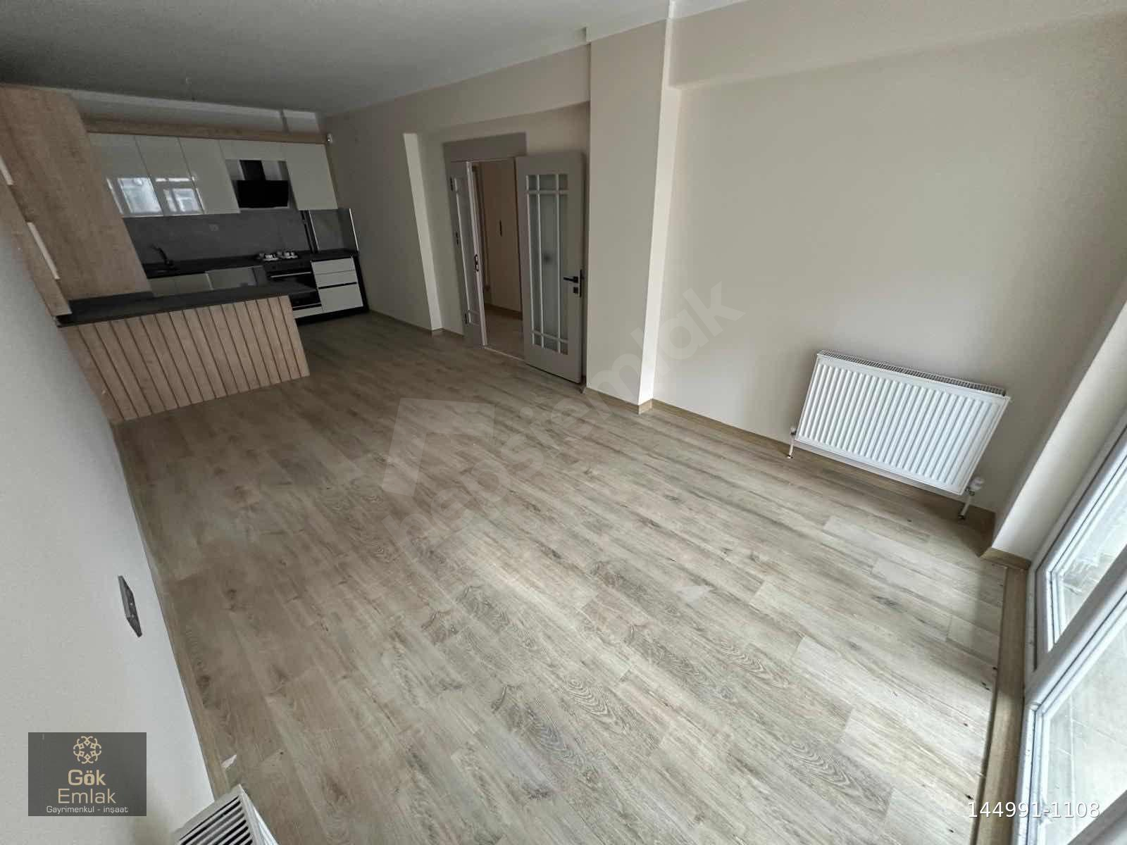 İSTASYON MAH SIFIR CADDE ÜZERİ ASANSÖRLÜ KATTA E. BANYOLU 2+1