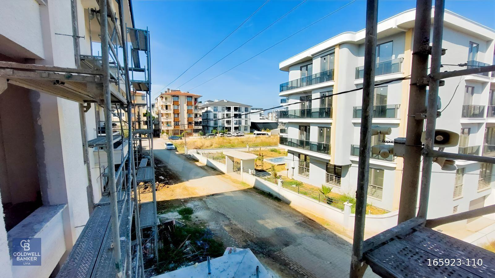 YALOVA ÇİFTLİKKÖY ÇİFTLİK MAHALLESİNDE YENİ BİNADA BALKONLU 1+1