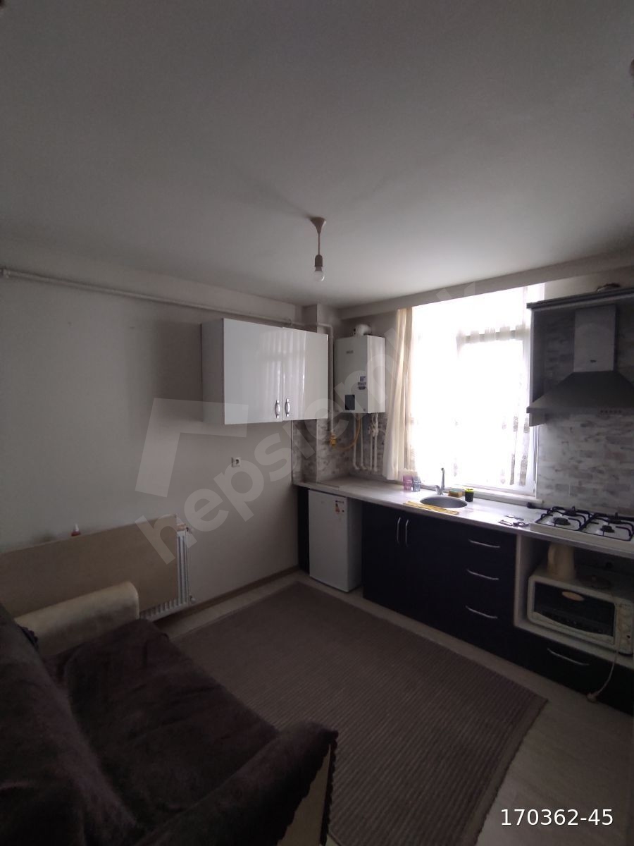 CUMHURİYET MAHALLESİNDE 1+1 EŞYALI KİRALIK DAİRE