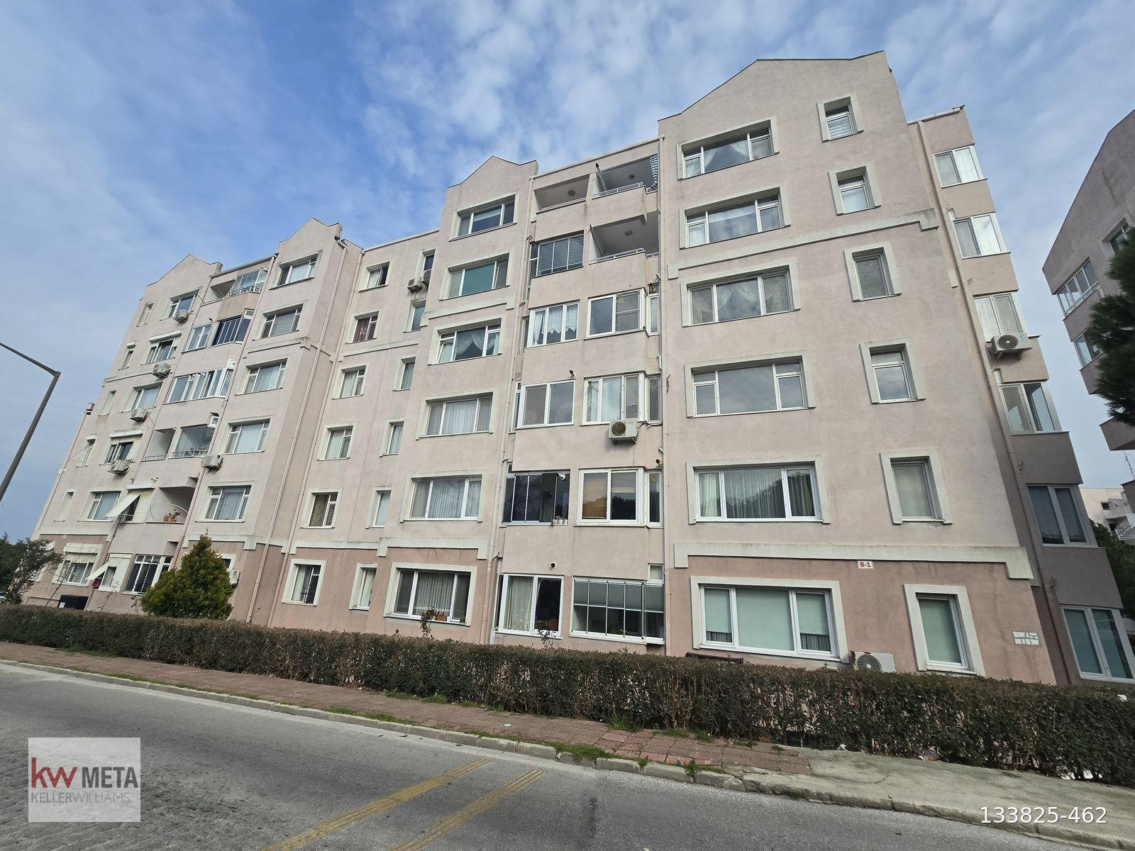 ÇANAKKALE ESENLER MAH. BARIŞKENT 3 SİTESİNDE KİRALIK 3+1 DAİRE