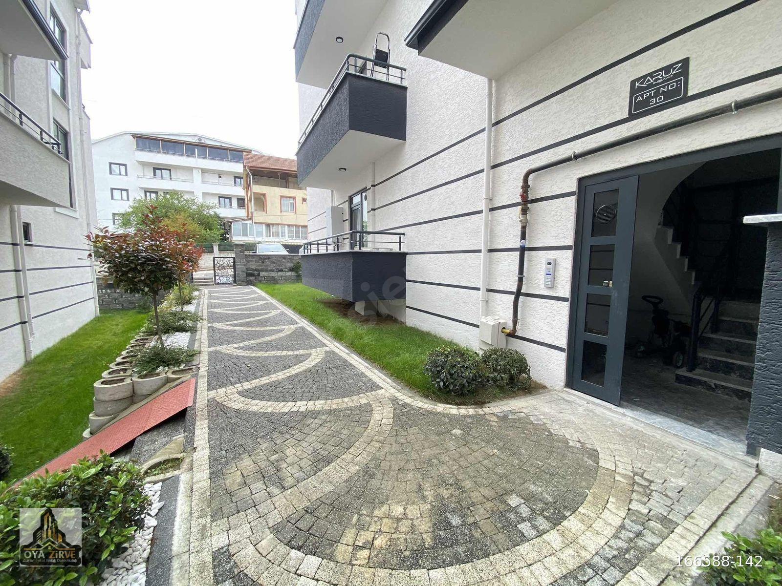 BAŞİSKELE'DE 2 BLOKLU BUTİK SİTE İÇERİSİNDE 2+1 ARA KAT DAİRE