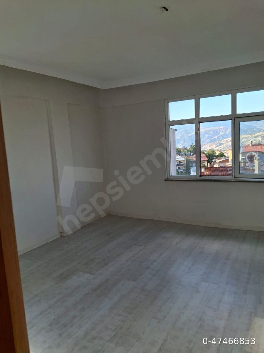 SAHİBİNDEN KİRALIK SUŞEHRİ ÇARŞI İÇİNDE 3+1 NET 120 M2 DAİRE