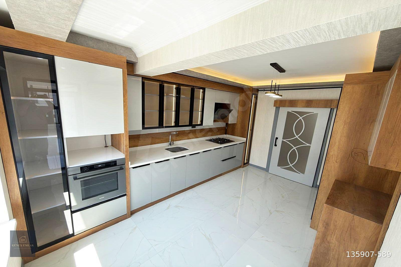 GÜNEŞ EMLAK*ULTRA LÜKS YERDEN ISITMA KATTA 3+1 SATILIK DAİRE