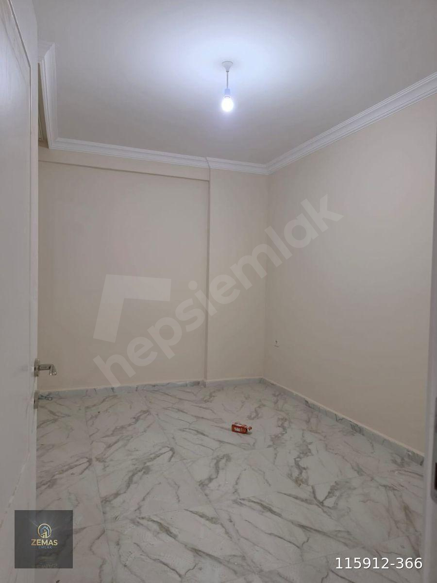 ESKİ KARAAĞAÇ YOLU ÜZERİ SATILIK DAİRE SON .KATTA