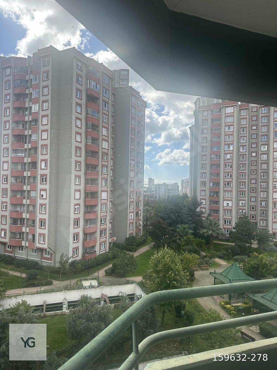 ATAŞEHİR MERCAN SiTESi KİRALIK 1+1