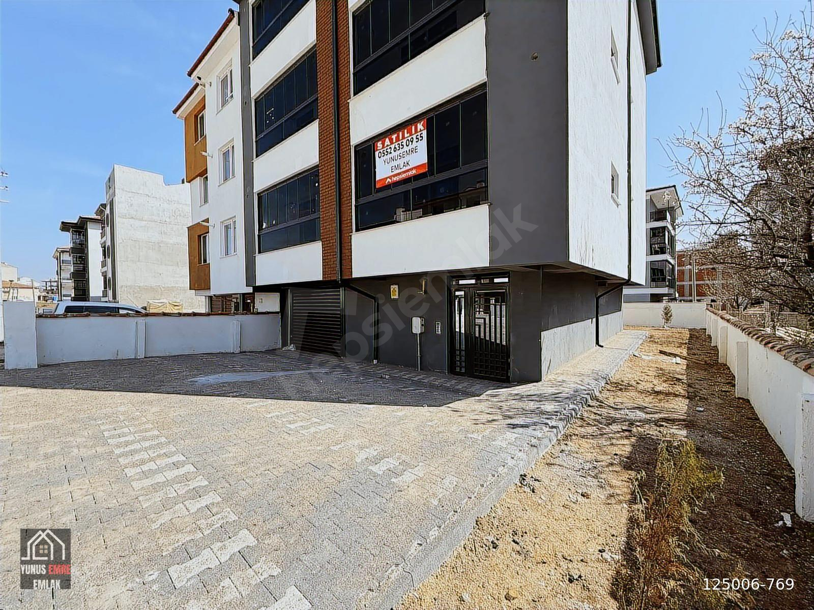 71 EVLER MAHALLESİ ŞEHİR HASTANESİ DİBİ LÜX 2+0-SIFIR DAİRE