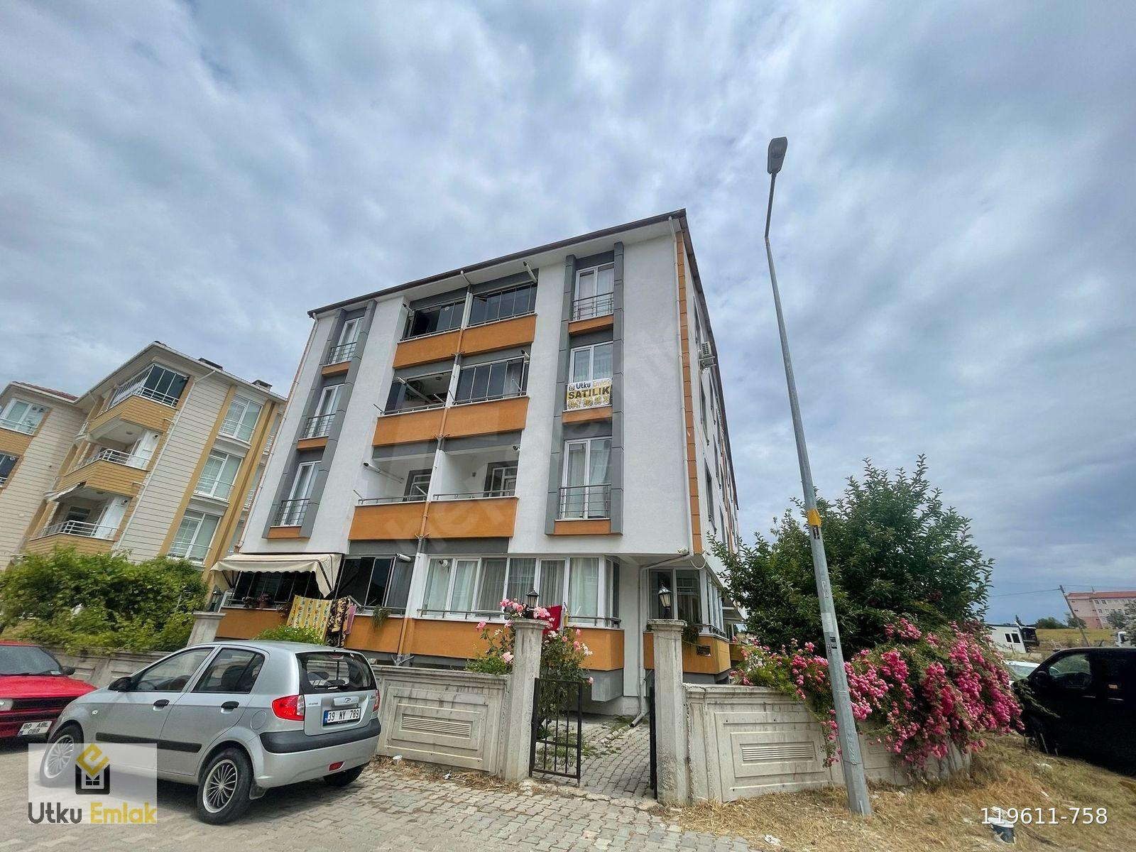 UTKU EMLAK'TAN BABAESKİ ATATÜRK MAH.2+1 KİRALIK DAİRE