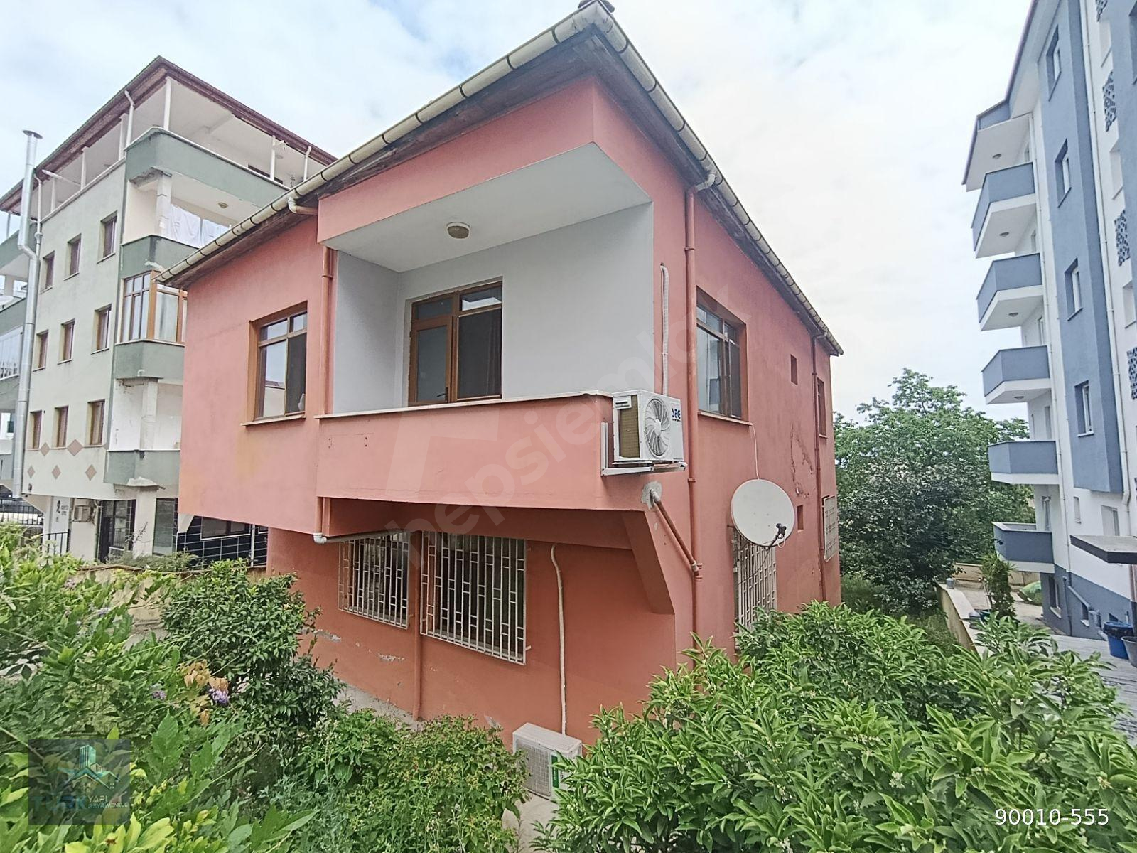TÜRK GYO'DAN KONAKLARDA KİRALIK 3+1 ZEMİN KAT DAİRESİ