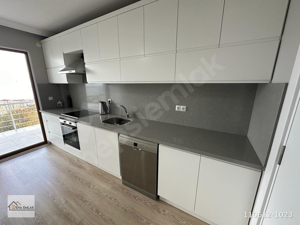 DEHA EMLAK`TAN SATILIK 3+1 DAİRE SÖĞÜTLÜ MAHALLESİ ZÜMRÜT LİFE