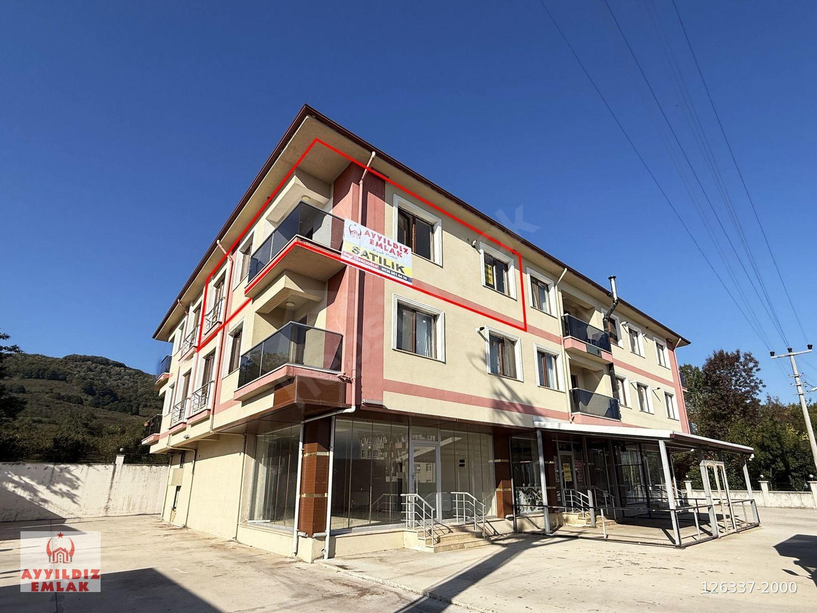 ÇİLİMLİ ŞEREFİYE MH.DE CEZAEVİ KARŞISI ANA YOL CEPHELİ 2+1 DAİRE