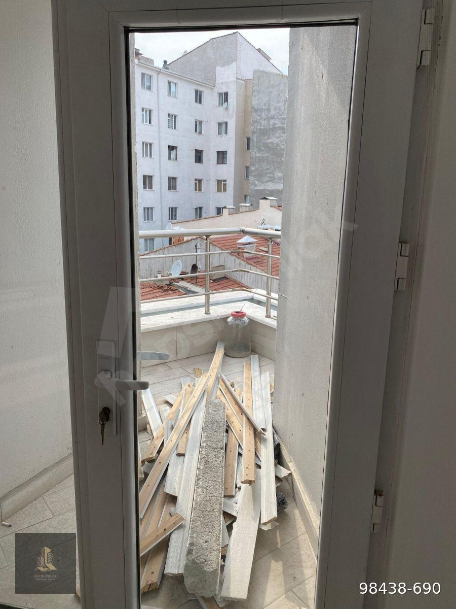 AKARBAŞI, ŞİRİNCE SOKAK DUBLEX 3+1 MERKEZİ KONUMDA 110 M2 KUSURSUZ HARİKA BİR DAİRE