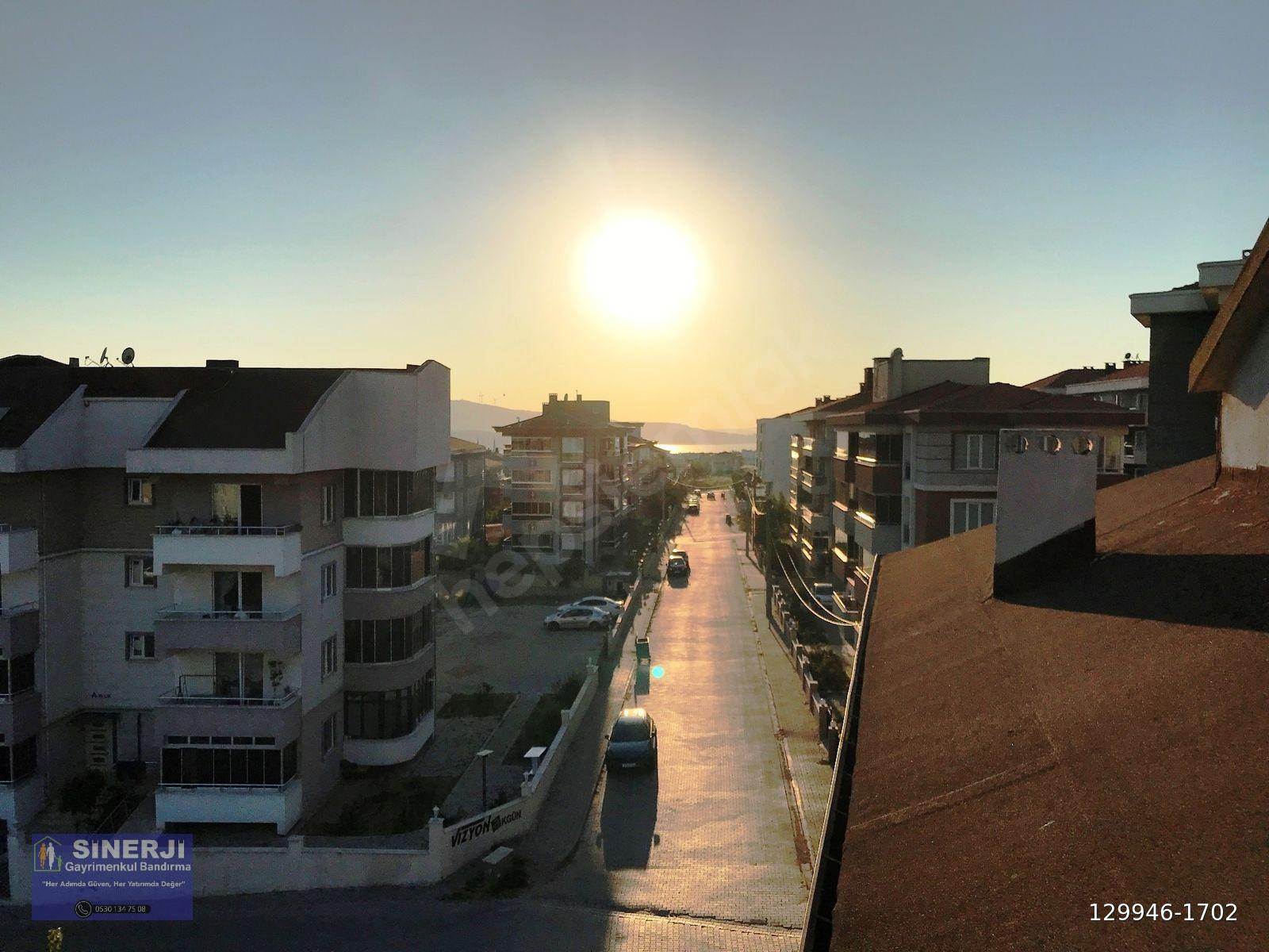 Bandırma İhsaniyede Deniz Manzaralı 7+1 Satılık Dubleks Daire