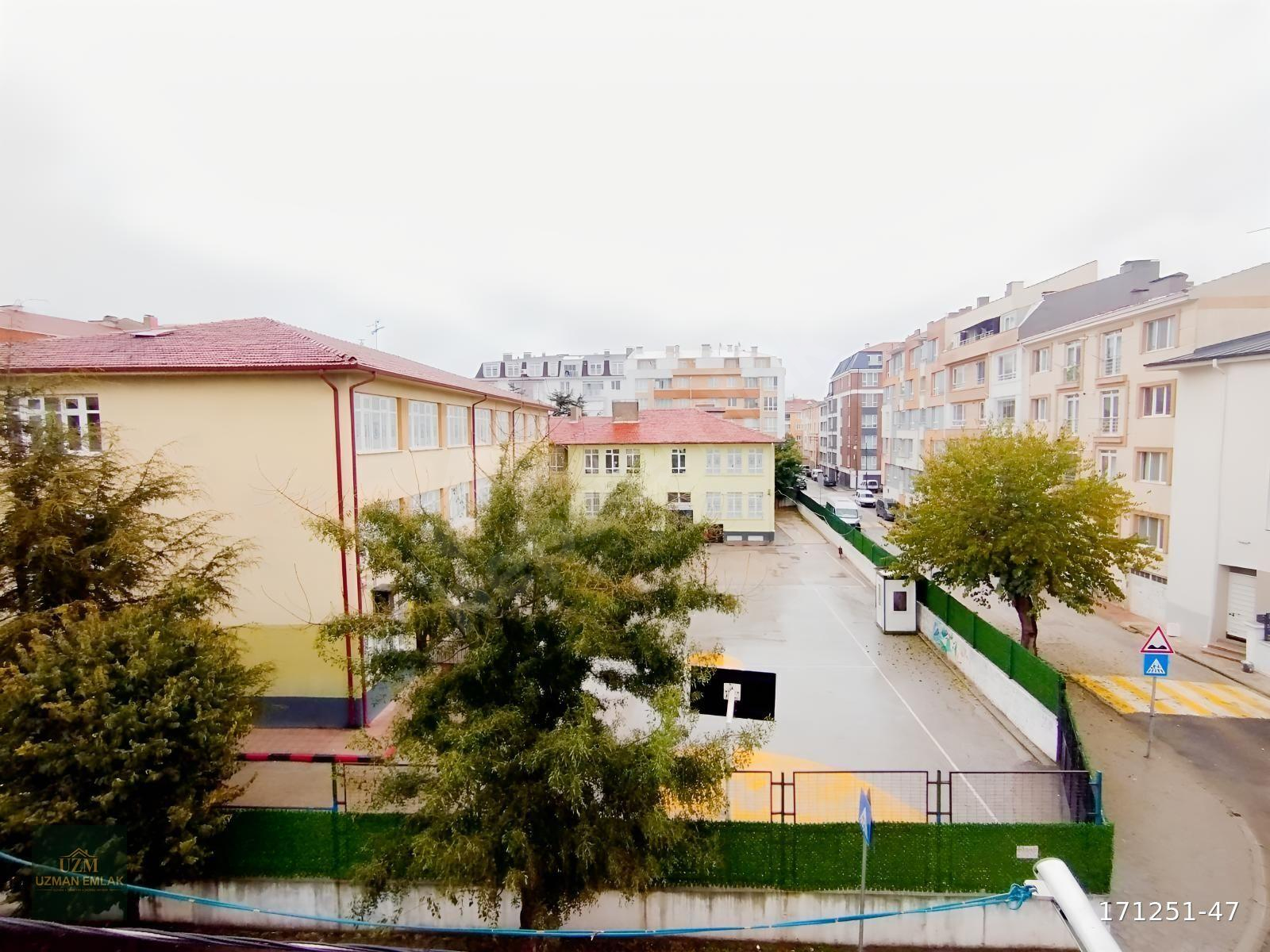 FATİH MAH. ATA ORTAOKULU KARŞISI KİRALIK ARA KAT 2+1
