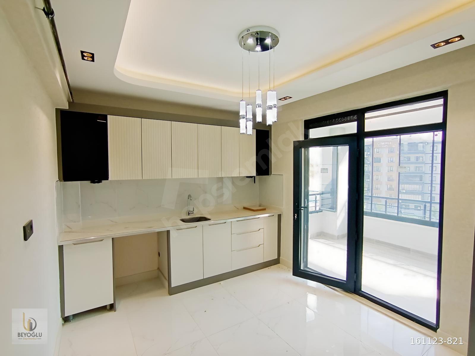 FISTIKLIK'DA MERKEZİ LOKASYON'DA EMSALSİZ 2+1 SATILIK DAİRE