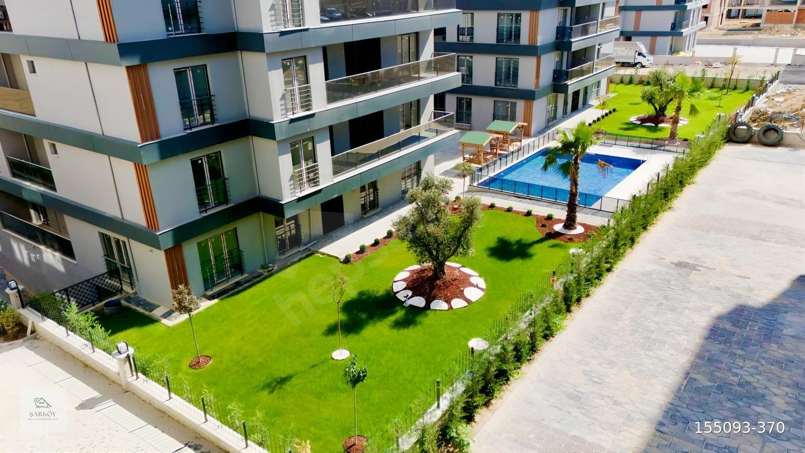 BÜYÜK - LÜX 2+1 - HAVUZLU, KAPALI OTOPARKLI SİTE'DE
