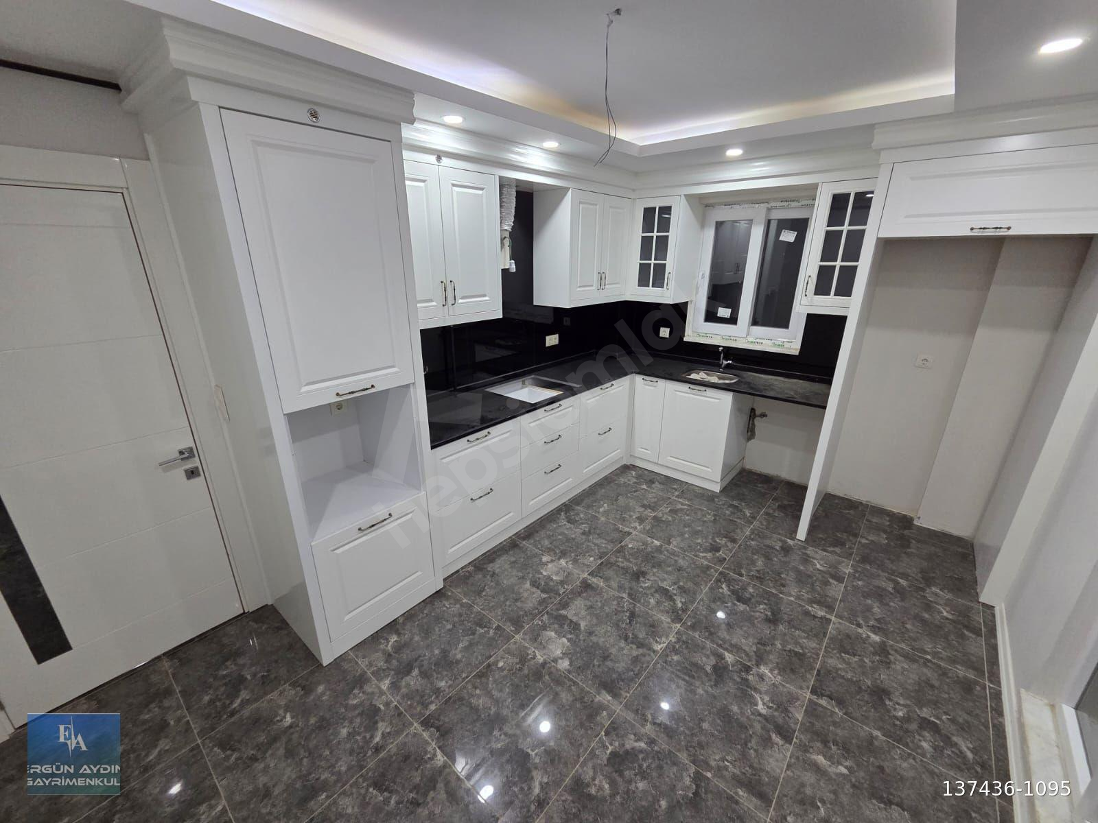 ERGÜN AYDIN'DAN Yenişafak'da 3+1 150m2 Full Kredili E.Banyolu