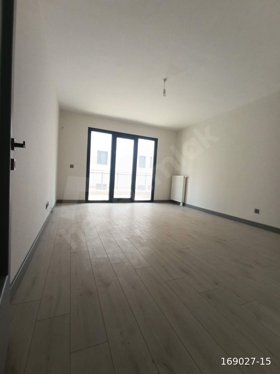 🏡 CUMHURİYET TOKİ KONUTLARINDA KİRALIK 3+1 GENİŞ VE FERAH DAİRE 🏡