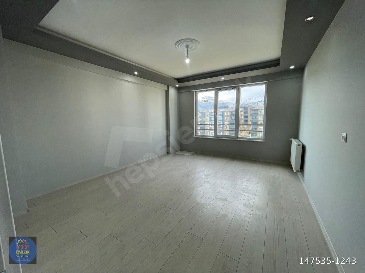 YENİ HASTANE BÖLGESİNDE ERCİYES MANZARALI 3+1 110M2 SIFIR DAİRE