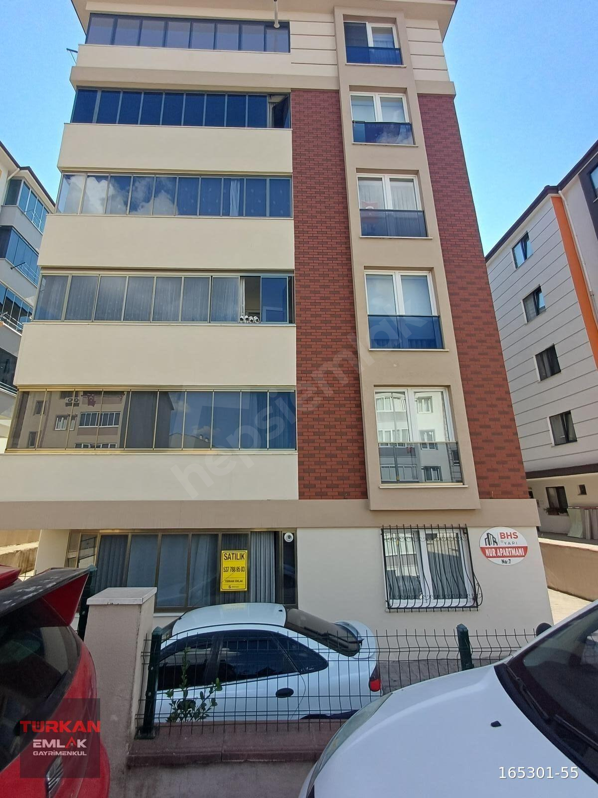 5000 EVLER CUMH.MAH. BHS NUR APT ZEMİN KAT 3+1 DAİRE SATILIKTIR