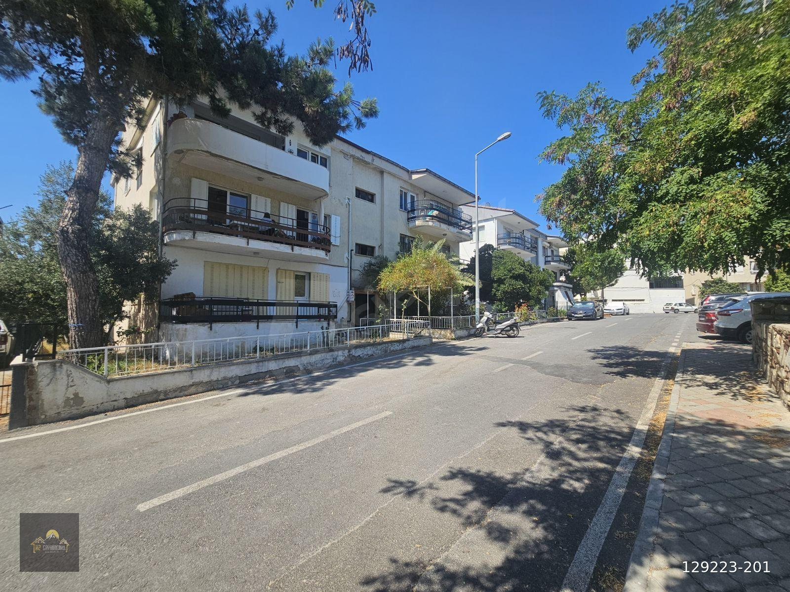 KUŞADASI TÜRKMEN'DE EŞYALI, BAHÇELİ KİRALIK 2+1 DAİRE