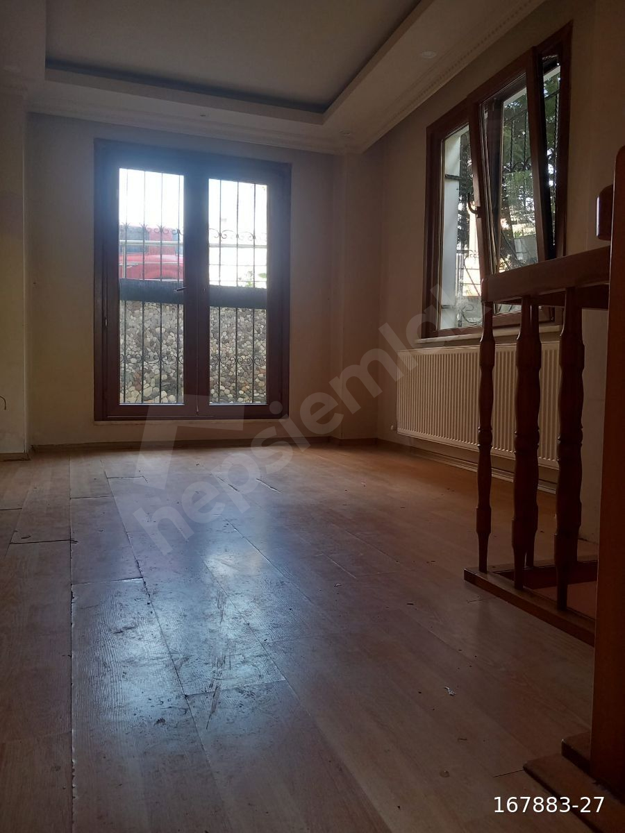 AVCILAR CIHANGİR MAH. SATILIK TERS DUBLEX 3 TARAFI BAHÇELİ