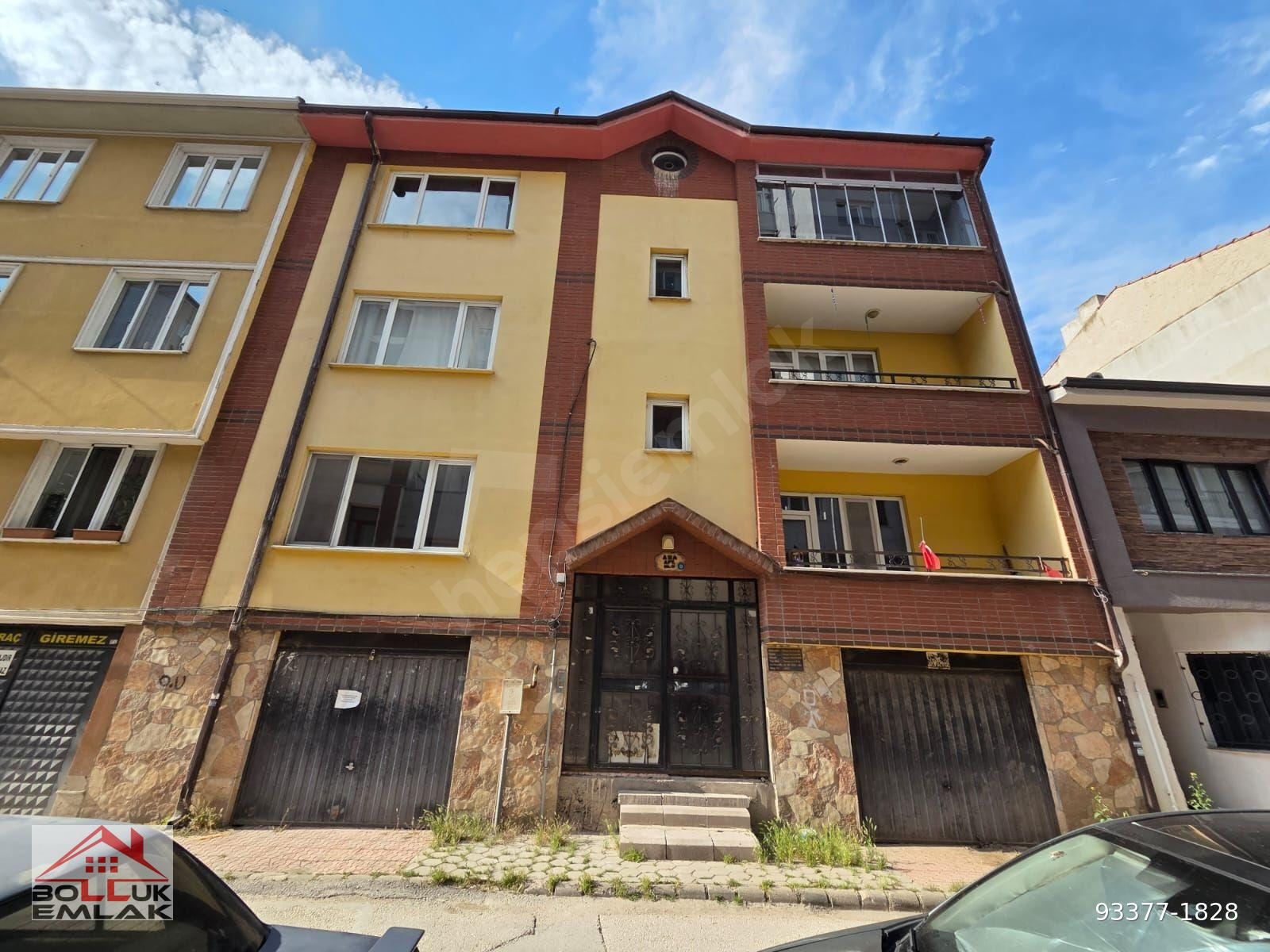 ŞEKER MAHALLESİ'NDE TAPUYA İŞLİ ÖZEL GARAJLI 145 M² FERAH 3+1