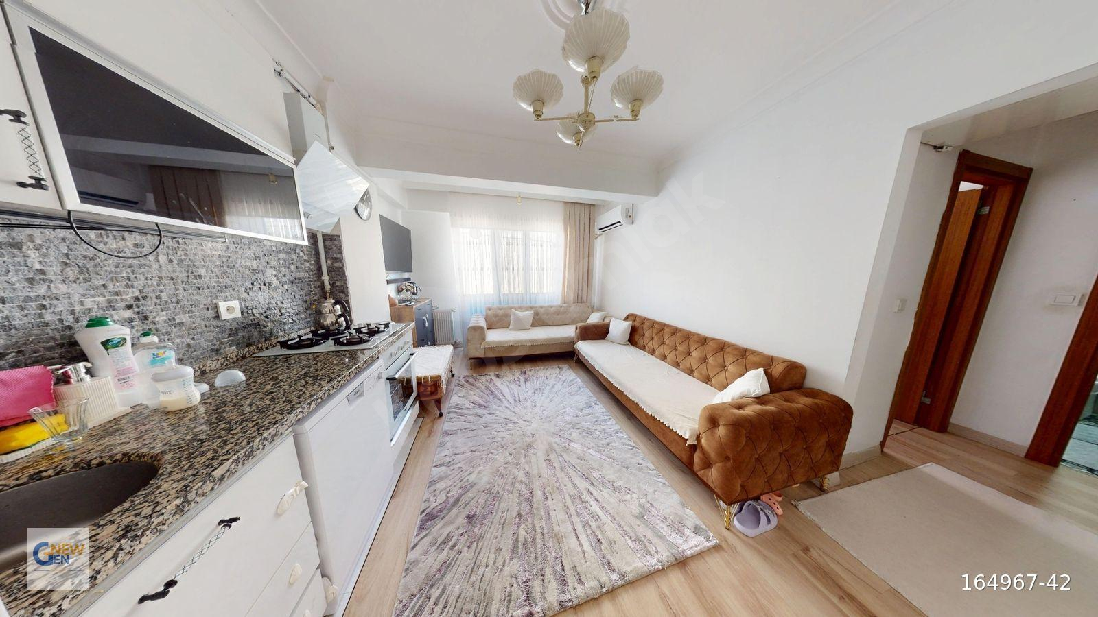 YENİ BİNADA ARAKATTA CADDE ÜZERİ 2+1 BALKONLU EŞYASIZ KİRALIK
