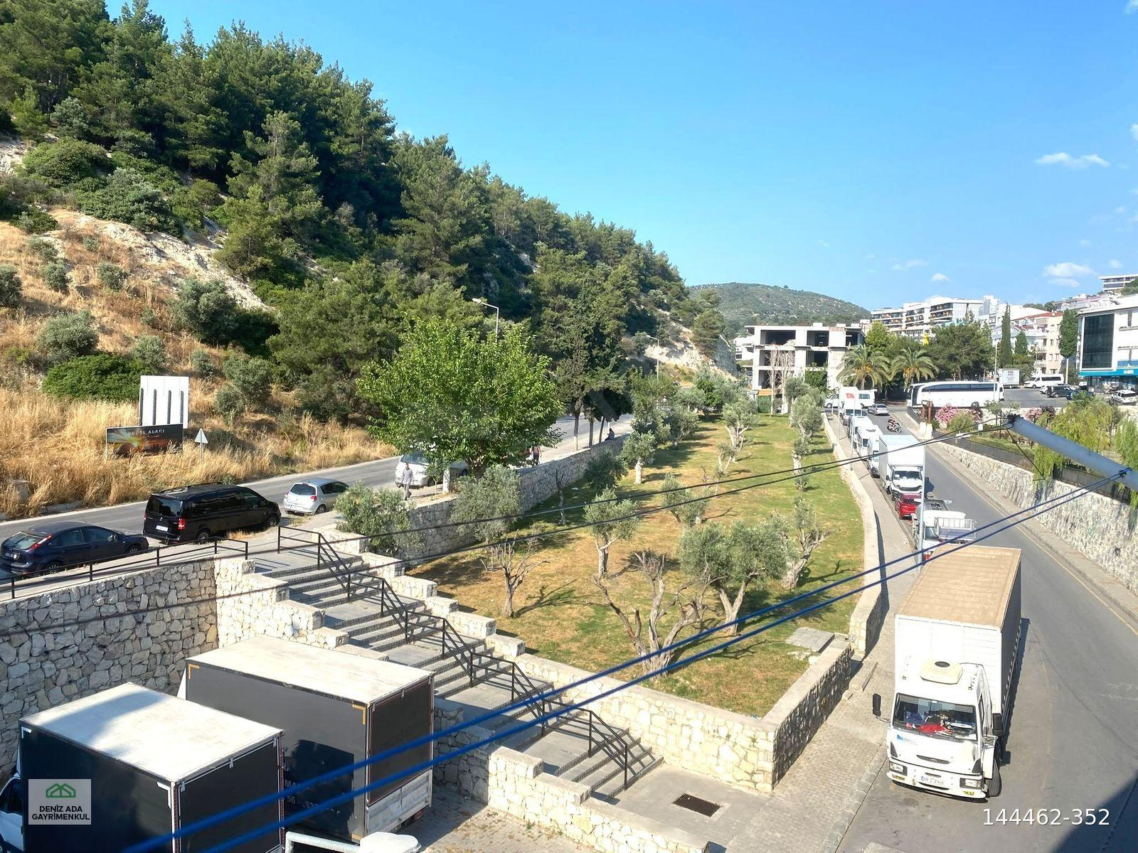 Kuşadası İkiçeşmelik'te doğalgazlı masrafsız 2+1 Satılık Daire