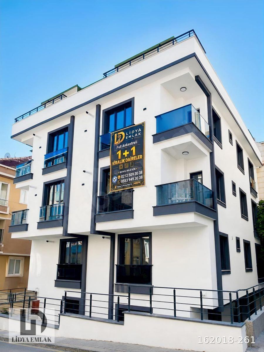 LİDYA EMLAK'tan Metrobüs Dibi 1+1 70m2 Ara Kat Sıfır Kiralık Da.
