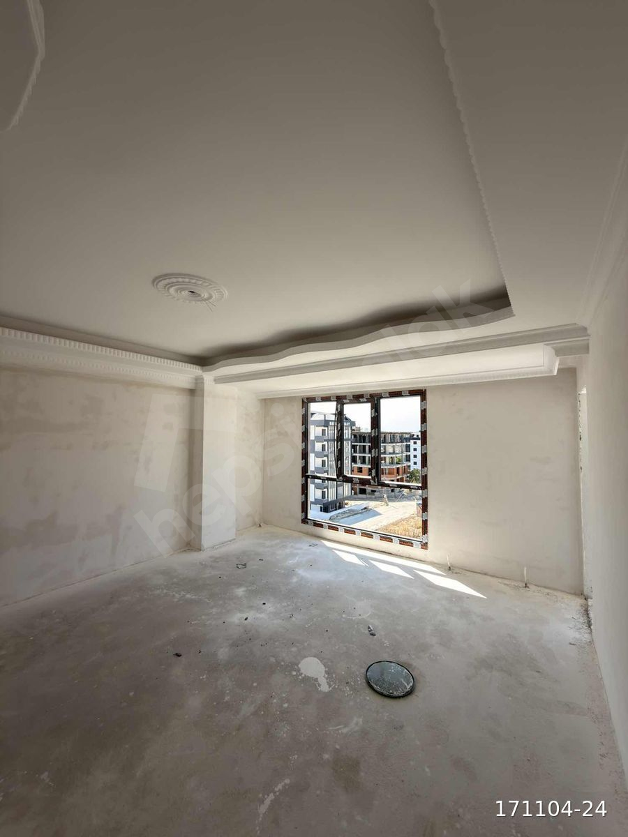 AVICILAR TAHTAKALEDE SIFIR BİNADA 3+1 LÜKS DAİRE | 140 m²