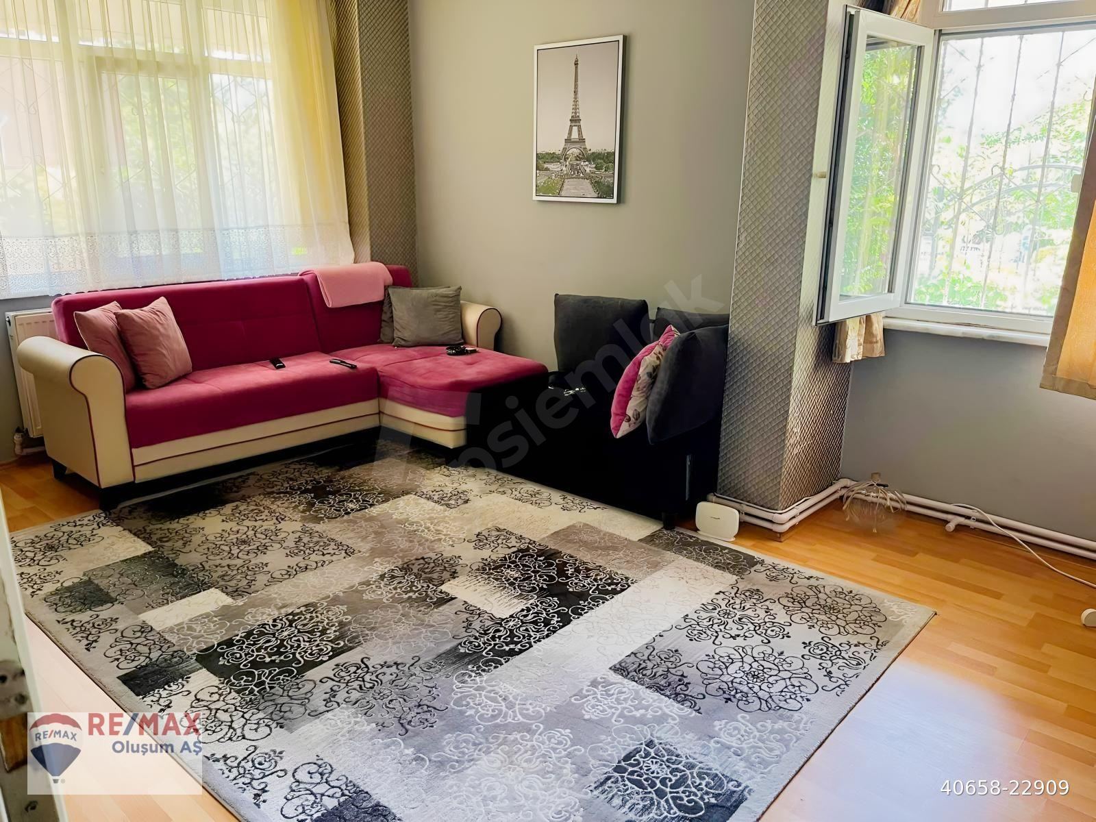 Yavuz Selim Mah Bayramoğlu Sitesi 2+1 Giriş Kat Satılık Daire