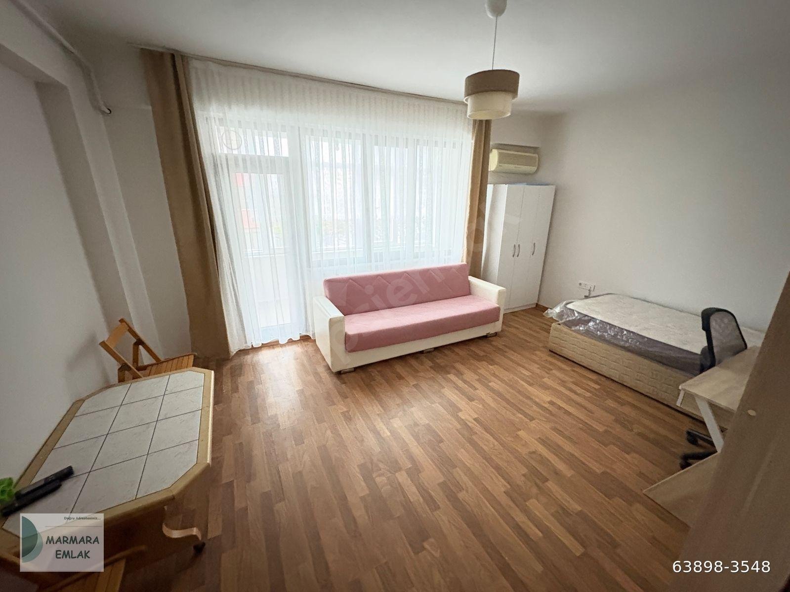 MARMARA'DAN ŞÜKRÜPAŞA'DA AYRI MUTFAKLI STÜDYO TİPİ SATILIK DAİRE